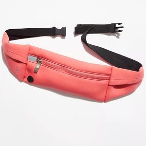 NWT FP Movement Runner Sling